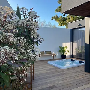 Valbelle, Maison Independante Avec Jacuzzi Tourves